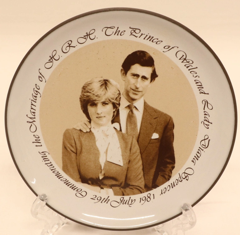 Image: Butter Pat, Commemorating the marriage of H.R.H. The Prince of Wales and Lady Diana Spencer 1981