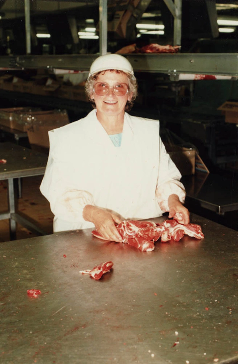 Image: Photograph [Beef Boning Room, Mataura Freezing Works]