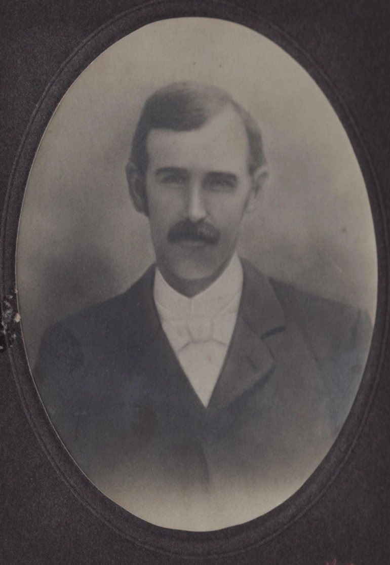Image: Photograph [Arthur Brooke Quertier]
