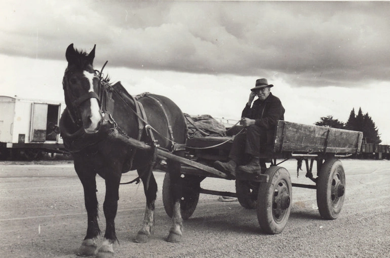 Image: Photograph [Joe Wilson, Carrier, Mataura]
