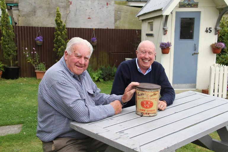 Image: Photograph [Stan White and Geoff Ledden]