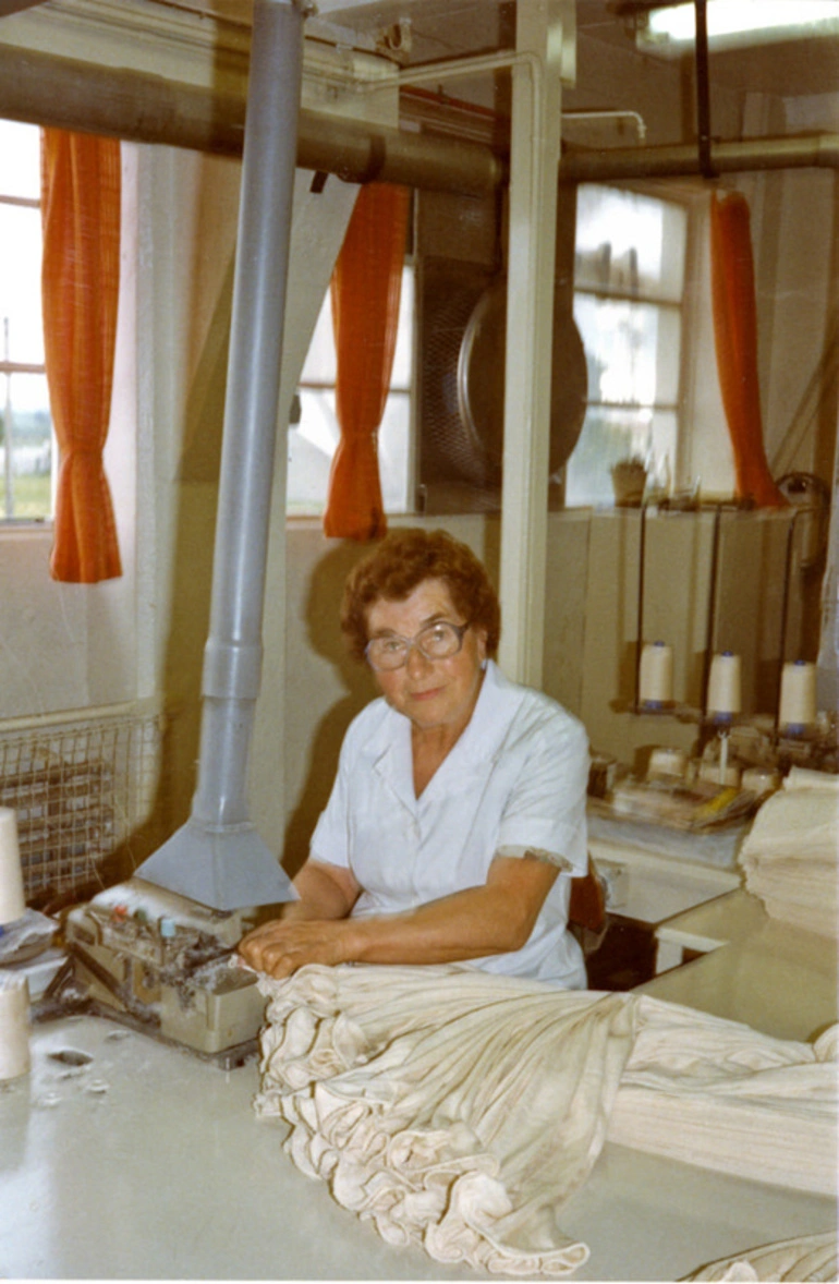 Image: Photograph [Mavis Milne]