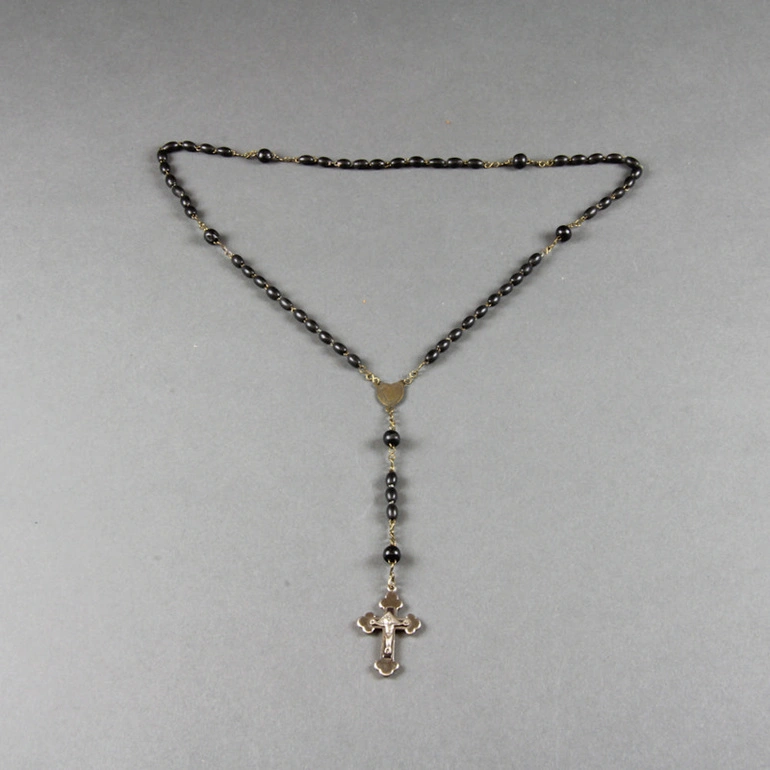 Image: Rosary beads, [Thomas George Quilter]
