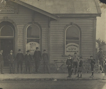 Image: Photograph [Men and Boys outside Mataura Post Office]