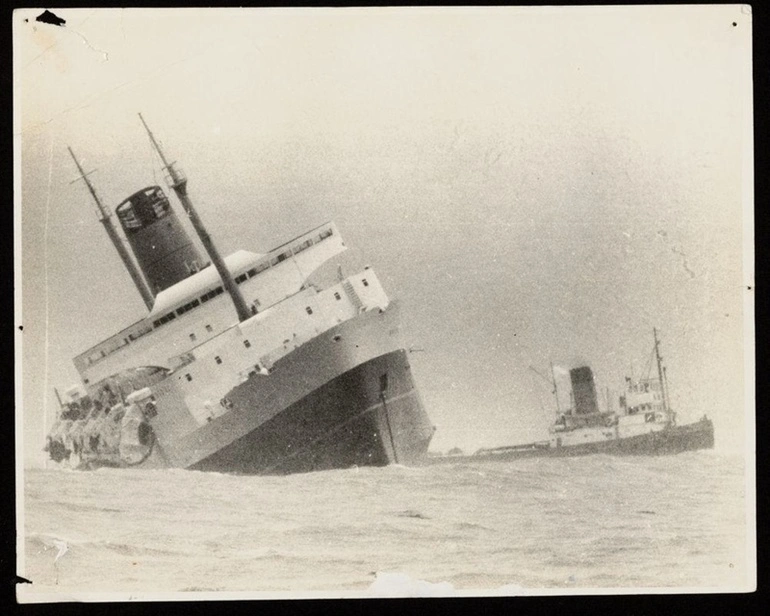 Image: The sinking of the Wahine 10 April 1968.