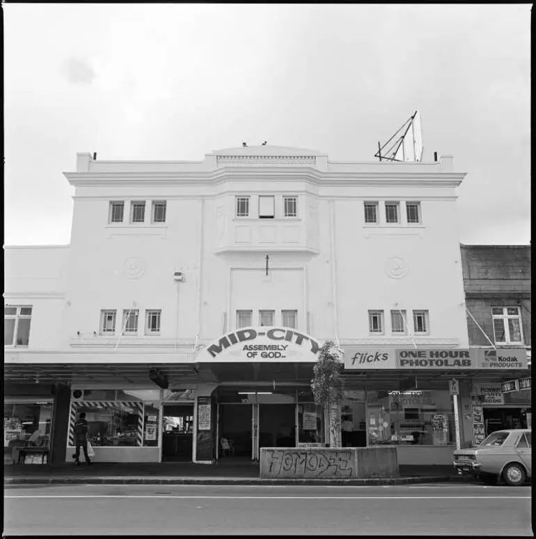 Image: Mid-City Assembly of God Church, Point Chevalier, 1989