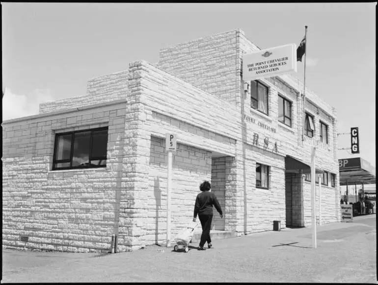 Image: Point Chevalier RSA, Great North Road, Point Chevalier, 1989