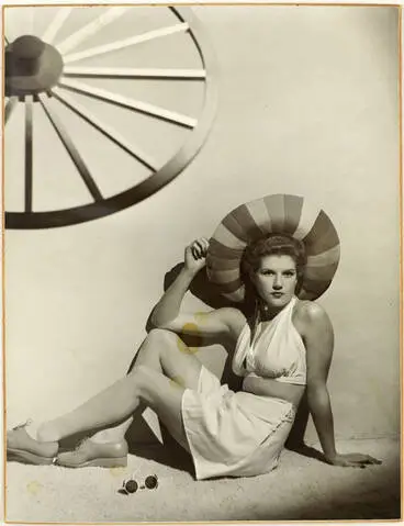 Image: Betty Rosenfeldt, 1945