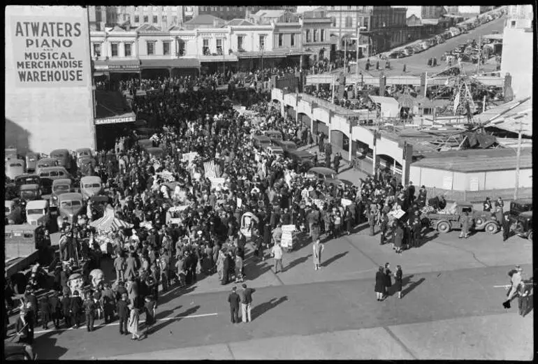 Image: Sick and Wounded Fund Street Carnival, Auckland, 1940