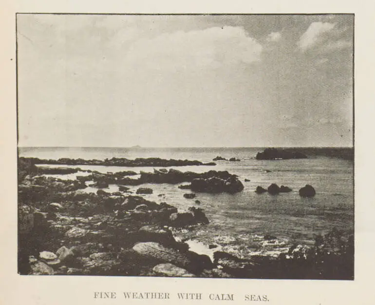 Image: Fine weather with calm seas