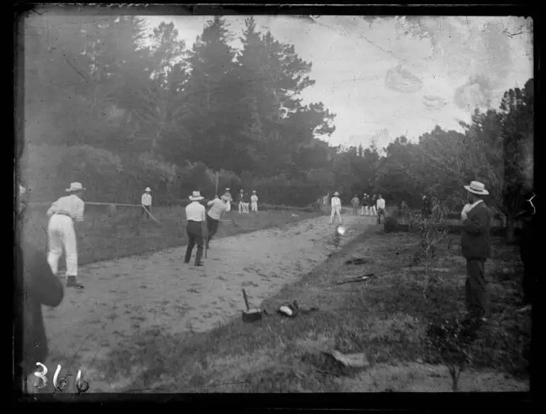 Image: Cricket match at Cheltenham