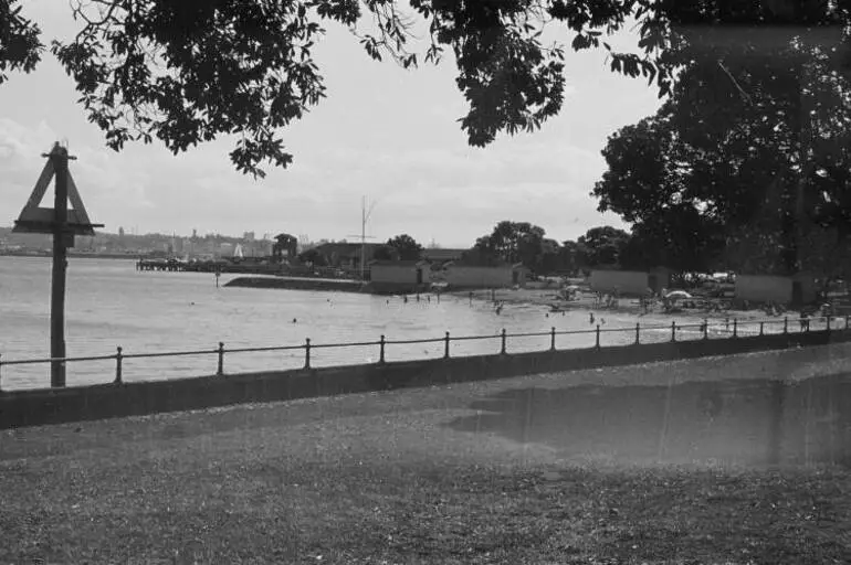 Image: Devonport Beach