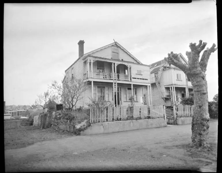 Image: Old house in central Auckland, 1959