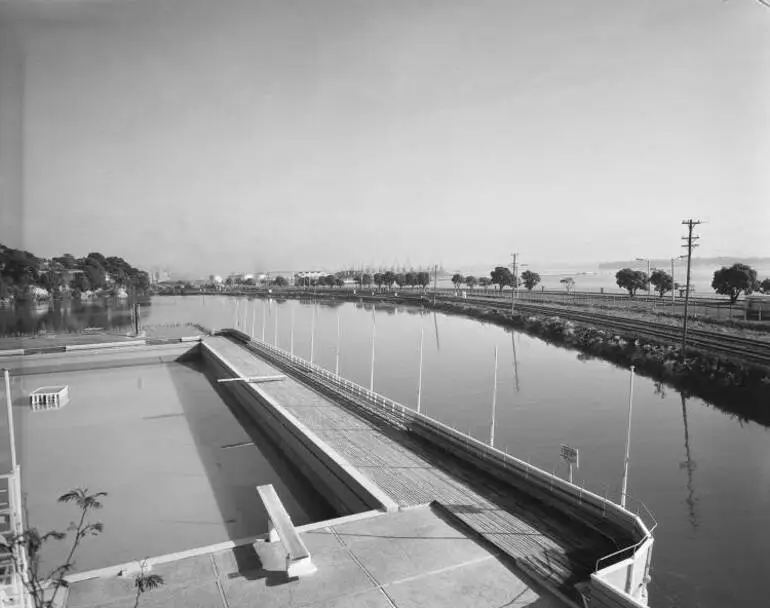 Image: Parnell Baths, Judges Bay, 1958