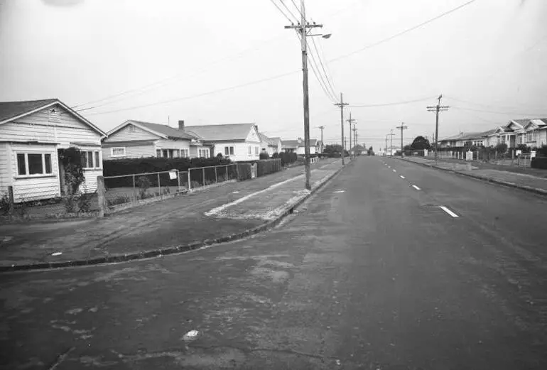 Image: Meola Road, Point Chevalier, 1964