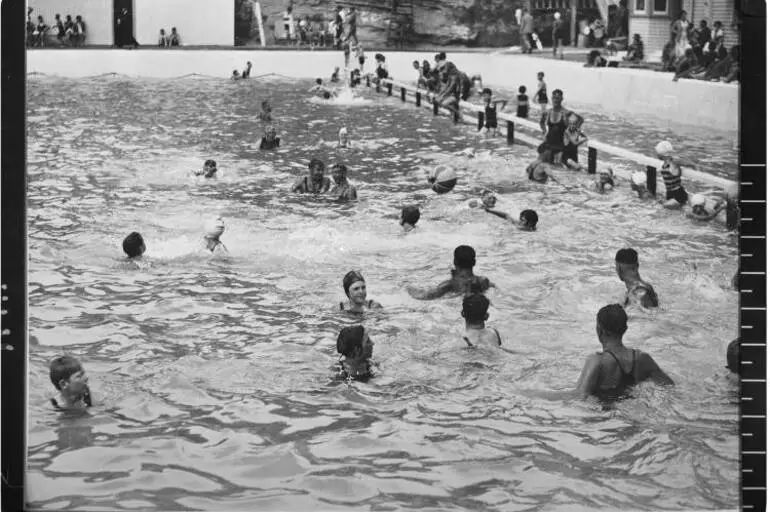 Image: Parnell Baths, Judges Bay, 1930s