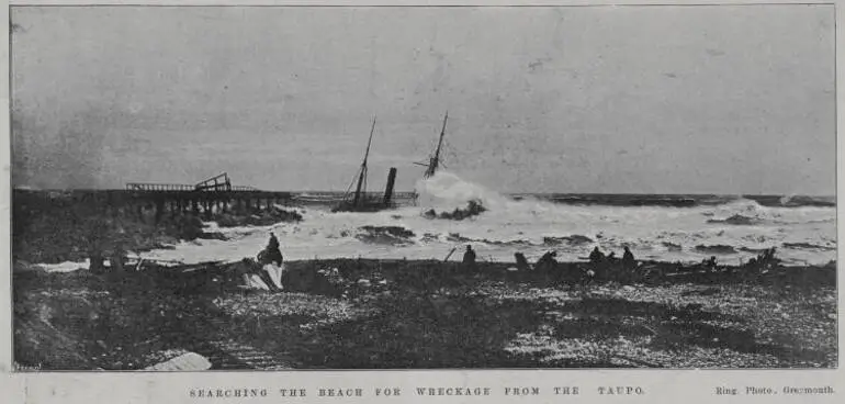 Image: Searching the beach for wreckage from the Taupo