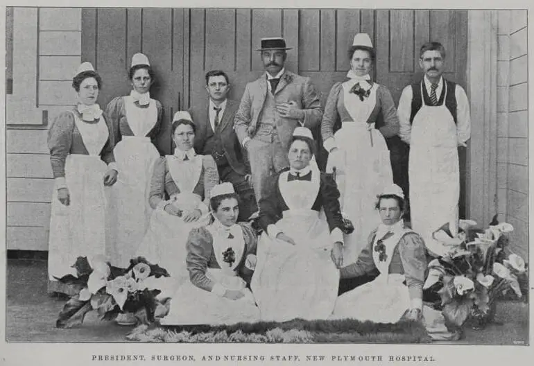 Image: President, Surgeon and nursing staff from the New Plymouth hospital