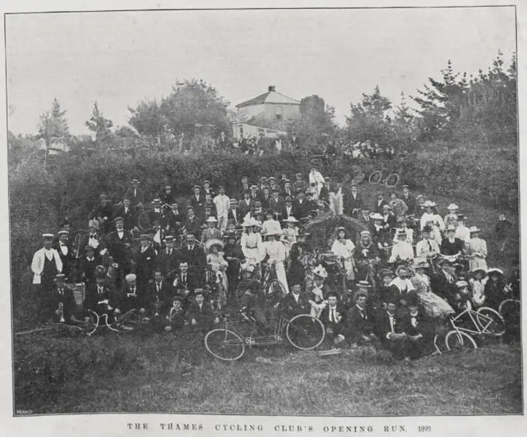 Image: The Thames Cycling Club's opening run, 1899