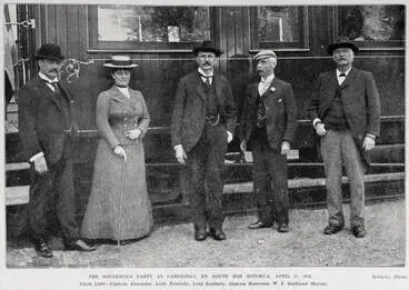 The Governor's party at Cambridge en route for Rotorua, 30 April 1902 Image: The Governor's party at Cambridge en route for Rotorua, 30 April 1902
