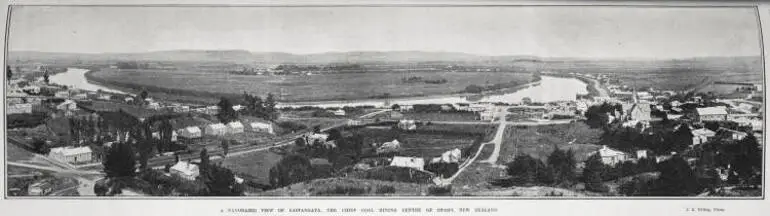 Image: A panoramic view of Kaitangata, the chief coal mining centre of Otago, New Zealand