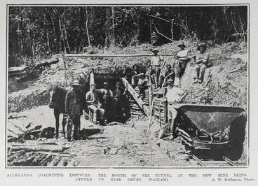 AUCKLANDS COALMINING INDUSTRY: THE MOUTH OF THE TUNNEL AT THE NEW MINE BEING OPENED UP NEAR DRURY. WAIKATO Image: AUCKLANDS COALMINING INDUSTRY: THE MOUTH OF THE TUNNEL AT THE NEW MINE BEING OPENED UP NEAR DRURY. WAIKATO