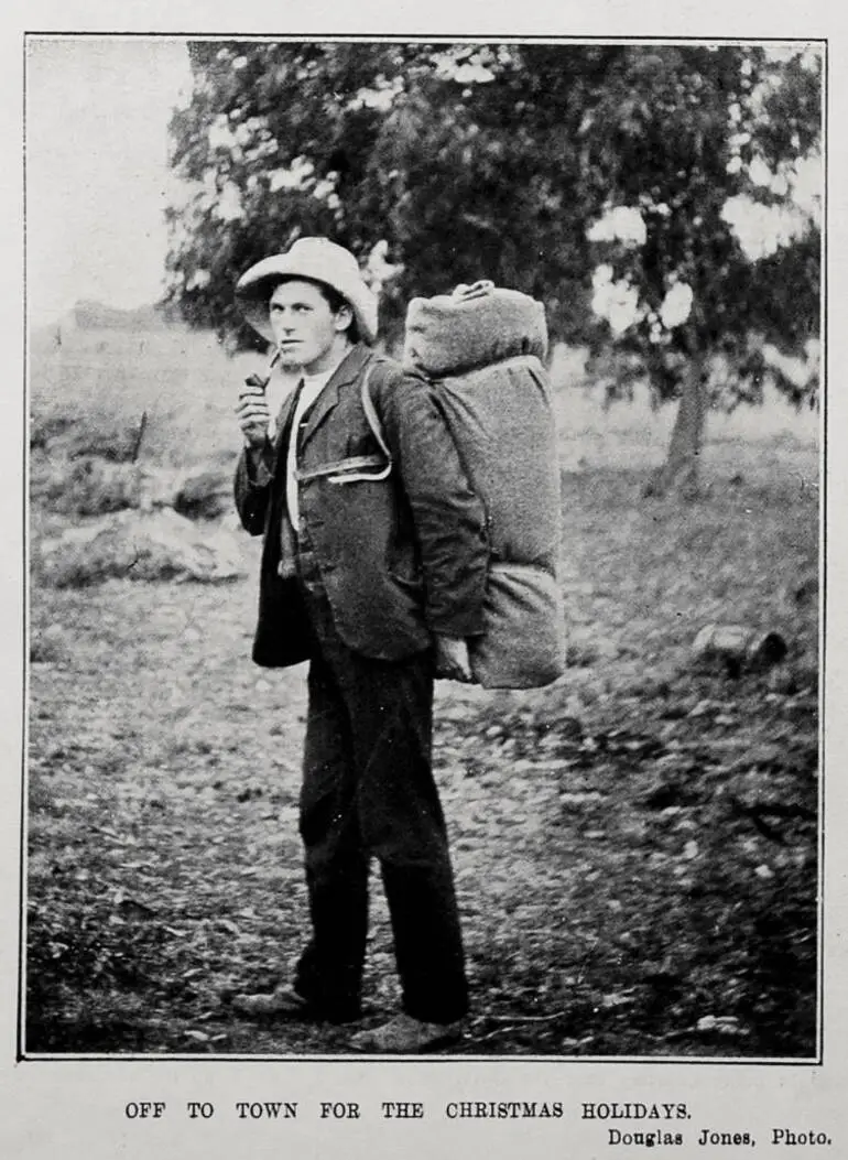 Image: OFF TO TOWN FOR THE CHRISTMAS HOLIDAYS