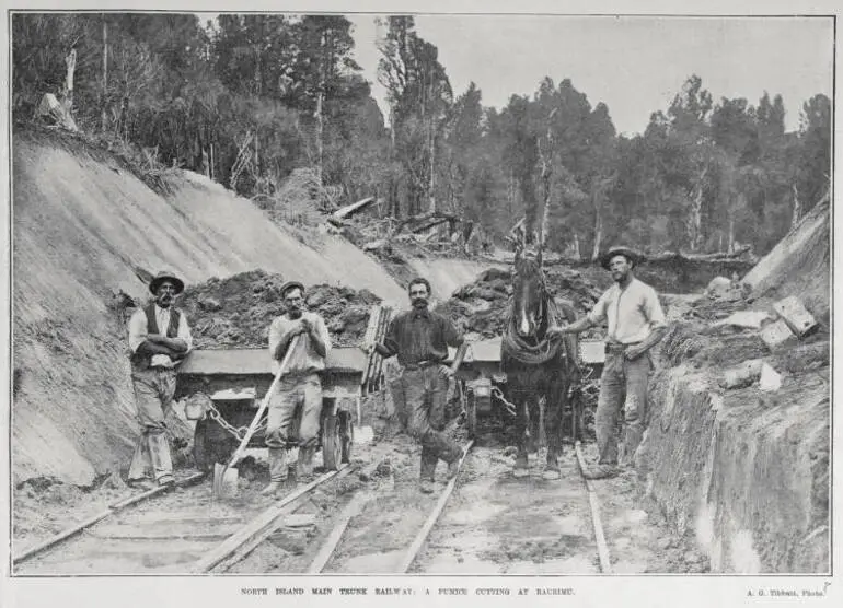 Image: NORTH ISLAND MAIN TRUNK RAILWAY: A PUMICE CUTTING AT RAURIMU