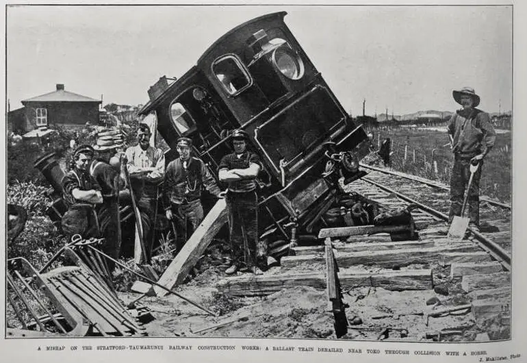 Image: A Mishap On The Stratford-Taumarunui Railway Construction Works