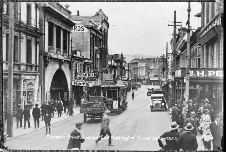 Image: Manners Street looking East, Wellington