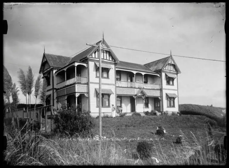 Image: Hospital, Nurses Residence, New Plymouth