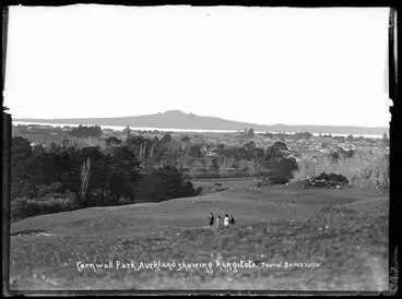 Cornwall Park, Auckland, showing Rangitoto Image: Cornwall Park, Auckland, showing Rangitoto