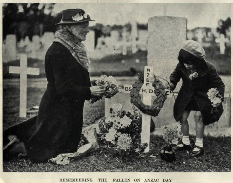 Image: Remembering the fallen on Anzac Day