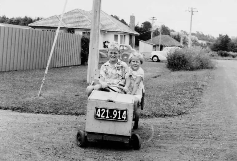 Image: Adams children in their motorised trolley, Hilcrest, Northcote.