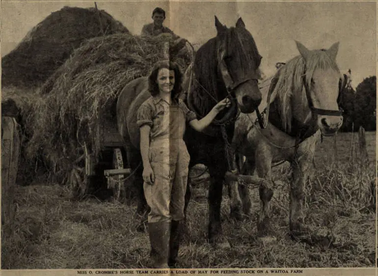 Image: Women's war work on New Zealand farms