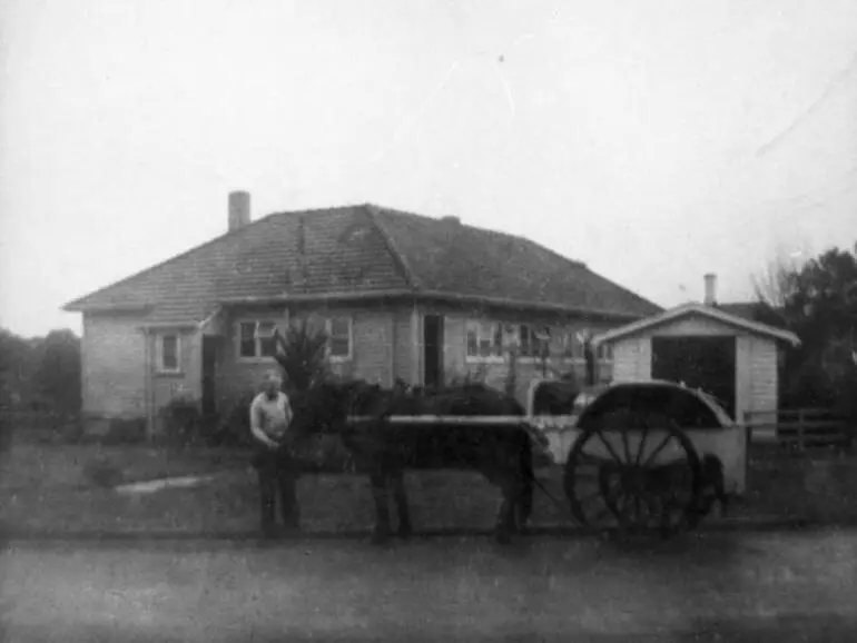 Image: Albert Bailey and milk cart.