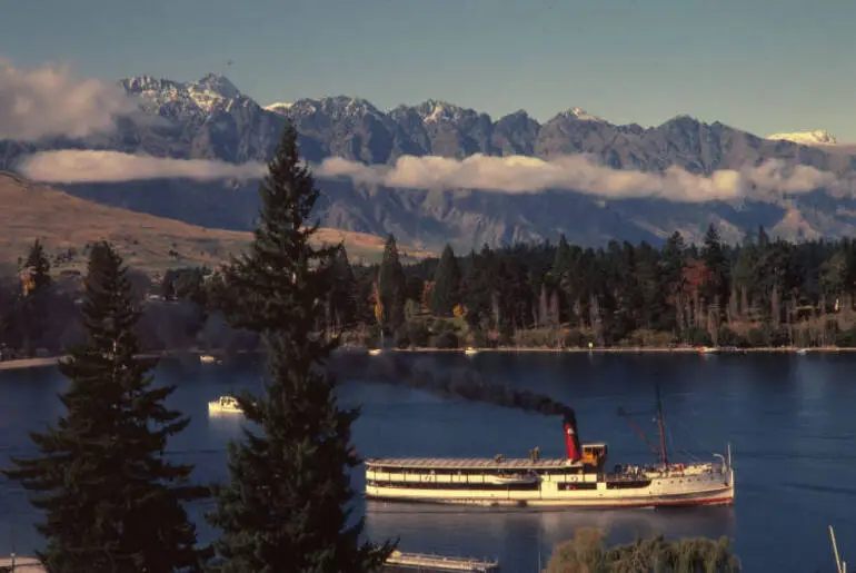Image: The Earnslaw on Lake Wakatipu, 1983