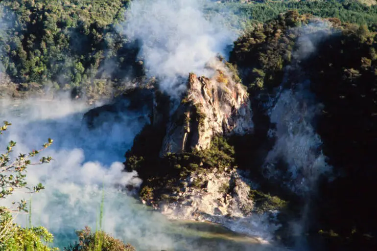 Image: Cathedral Rocks, Waimangu