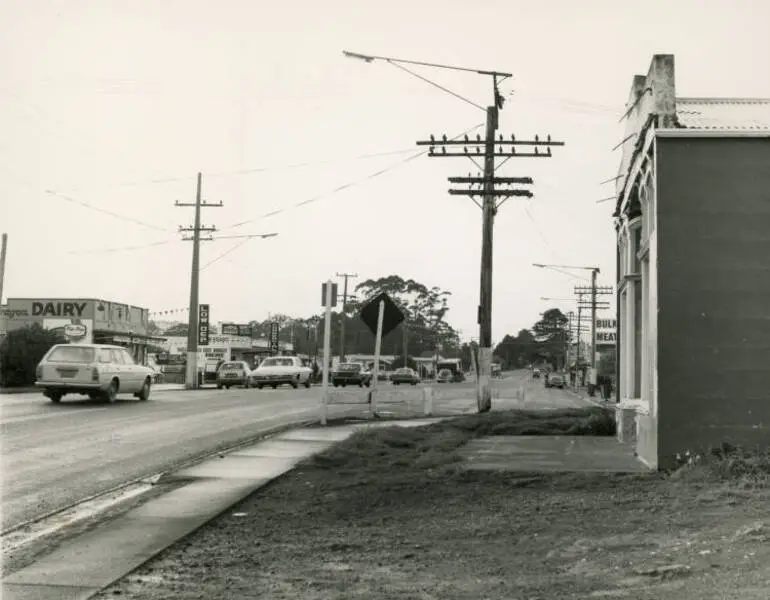 Image: Main Road, Albany, looking southeast.