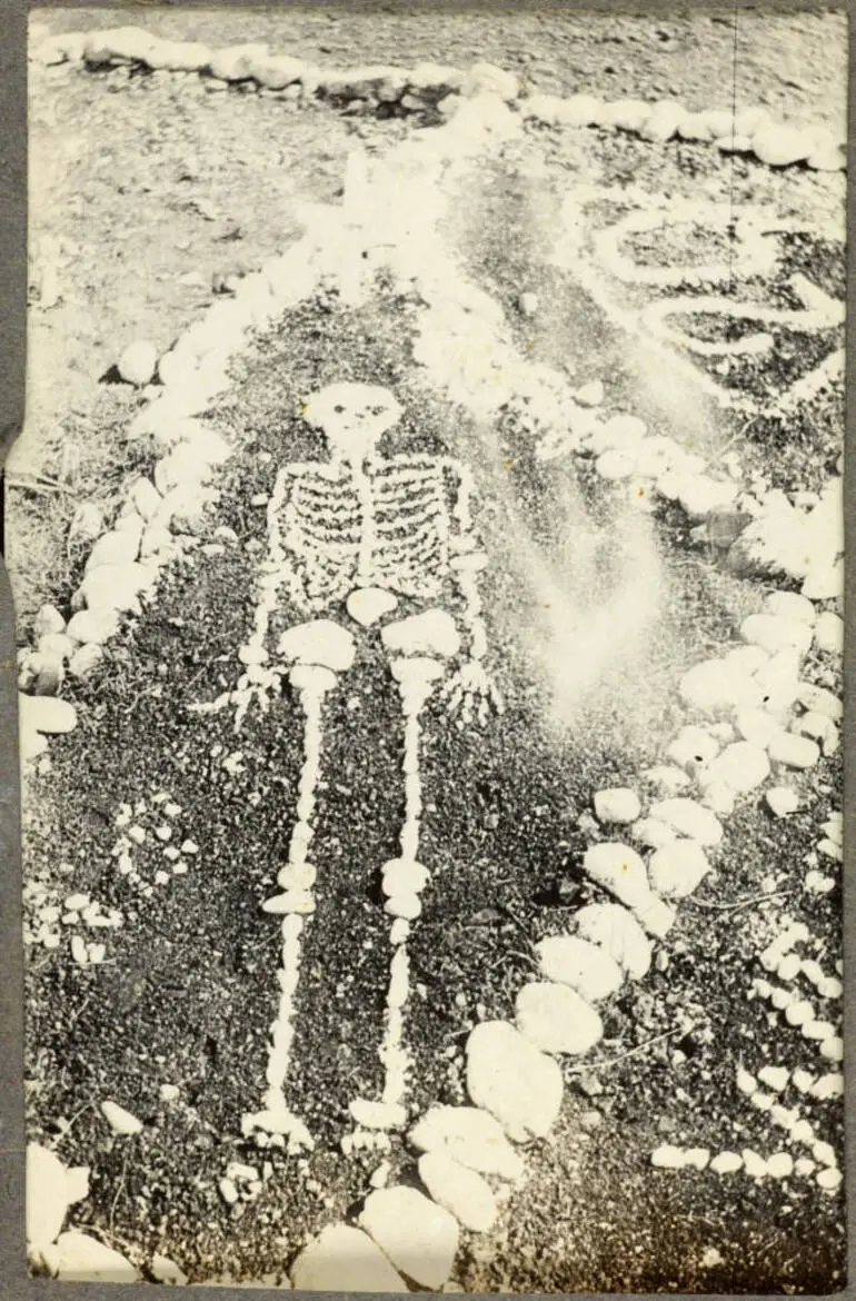 Image: Featherston Camp decorative rockery, 1917