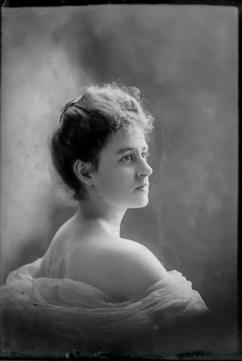 Image: Miss Woodsworth, 1910