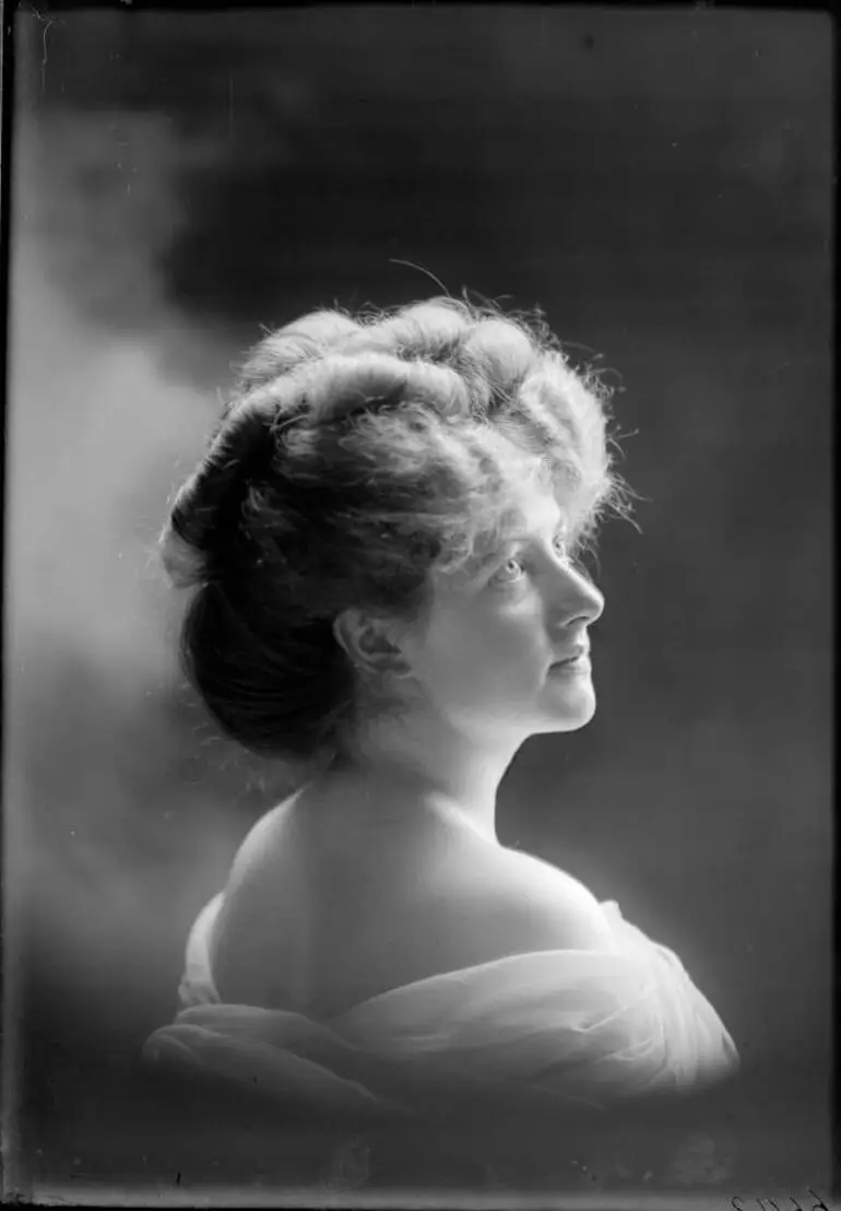 Image: Miss Grimmer, 1910
