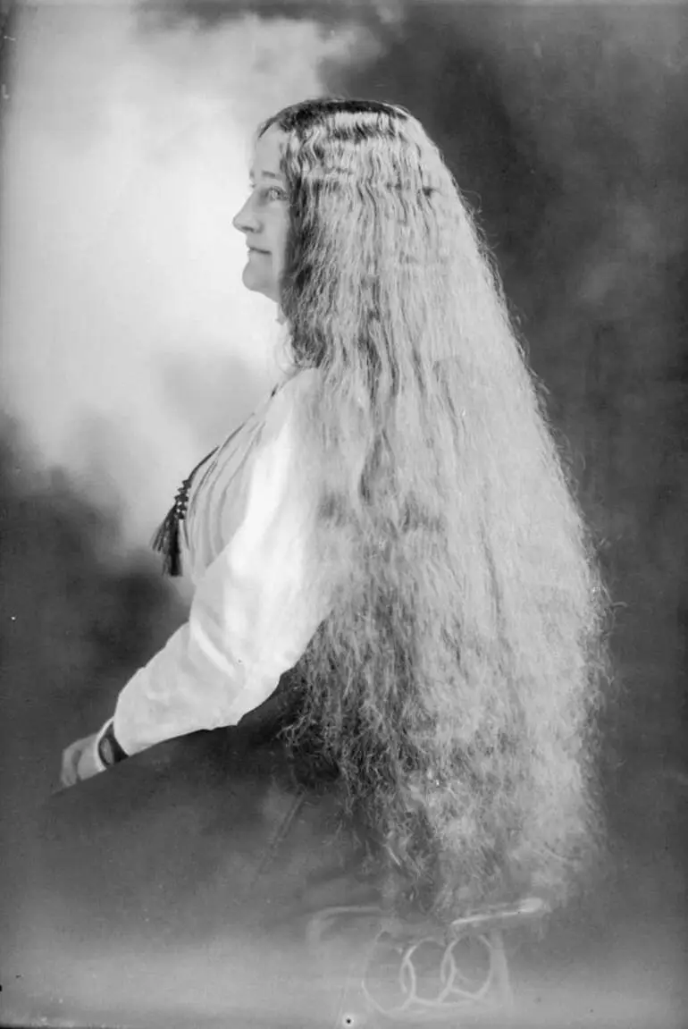 Image: Miss Russell, 1910