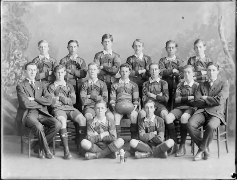 Image: Post and Telegraph Football Team, 1918