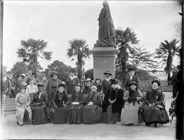 Royal Irish Veterans in Albert Park, Auckland Central Image: Royal Irish Veterans in Albert Park, Auckland Central