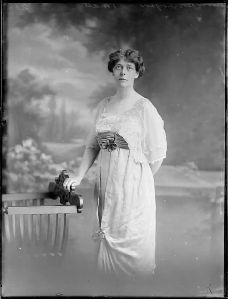 Image: Mrs Colonel Logan