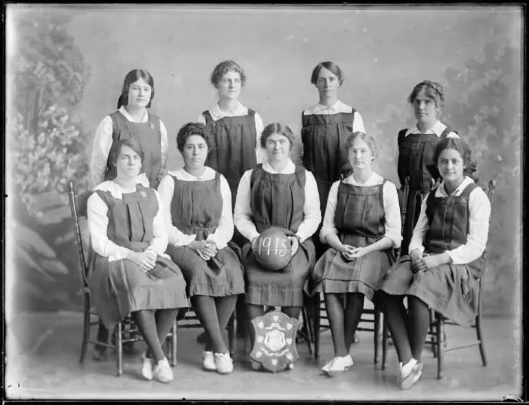 Image: Kiwi Basketball Team, 1915