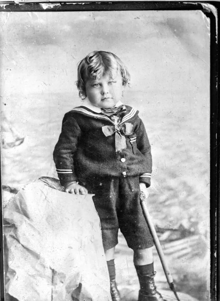 Image: Unidentified boy, 1911