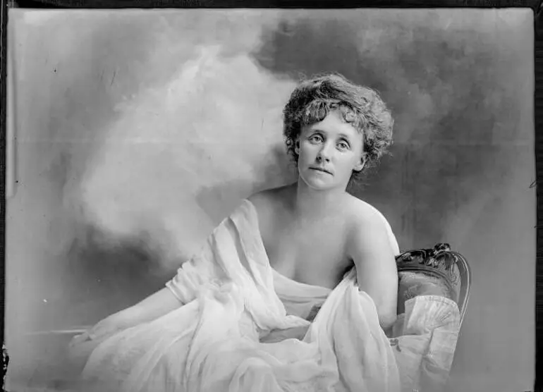 Image: Mrs Morphy, 1911