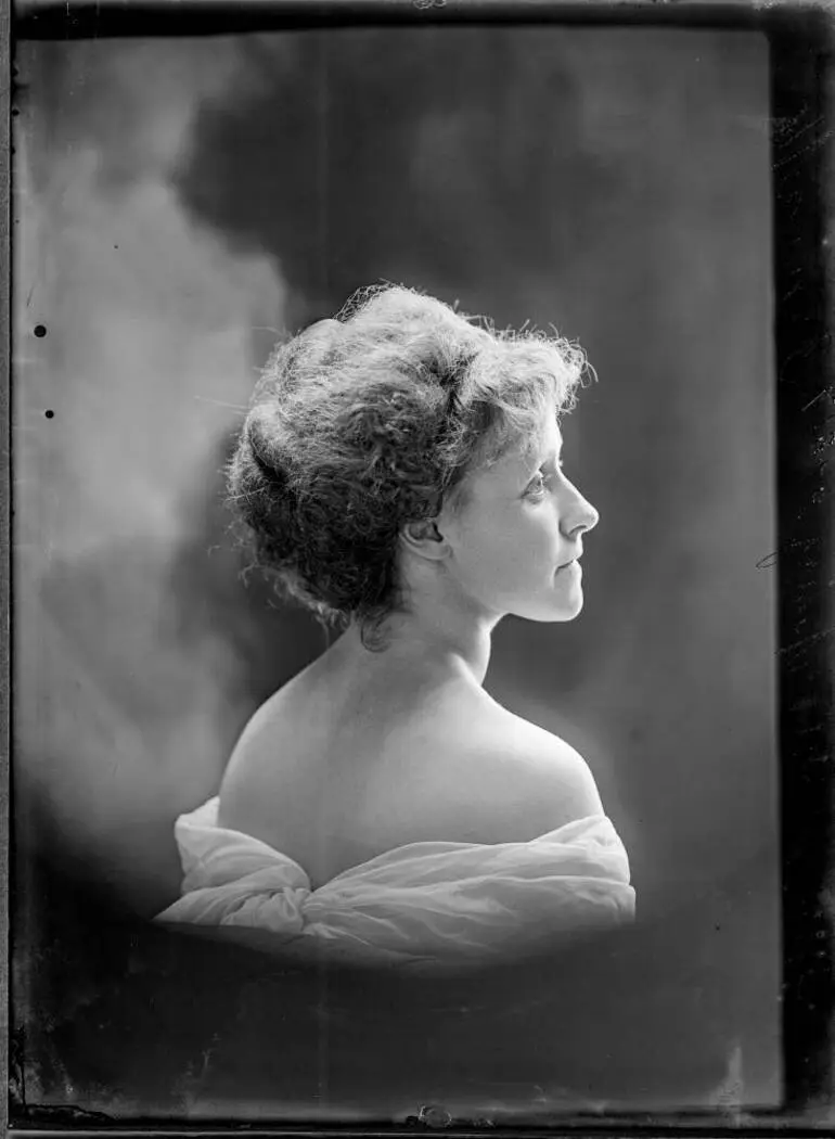 Image: Mrs Morphy, 1911
